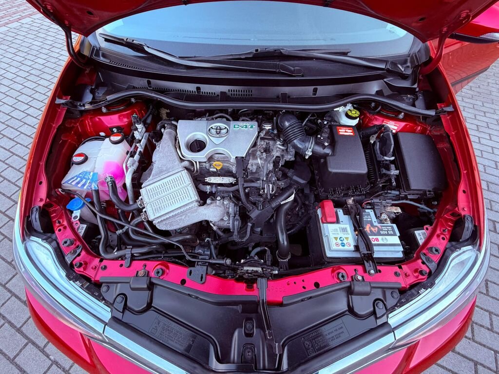 Toyota Auris Kombi 1,2 l 86 kw