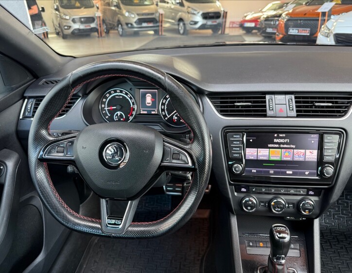 Škoda Octavia 14
