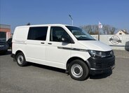 Volkswagen Transporter Kombi 2,0 l 62 kw