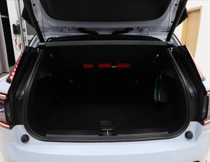 Volvo EX30 SUV 0,0 200 kw