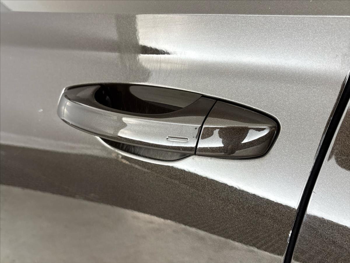 Škoda Superb Liftback 2,0 l 206 kw