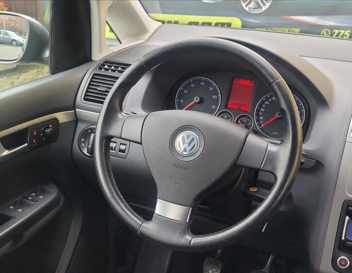 Volkswagen Touran 42