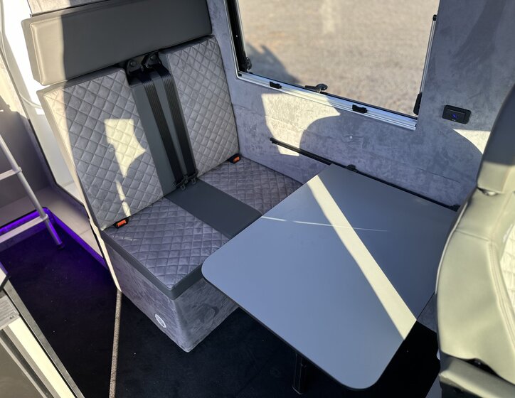 Iveco Daily VAN / Minibus 3,0 l 156 kw