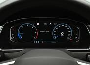 Volkswagen Passat 16