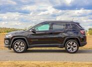Jeep Compass 4