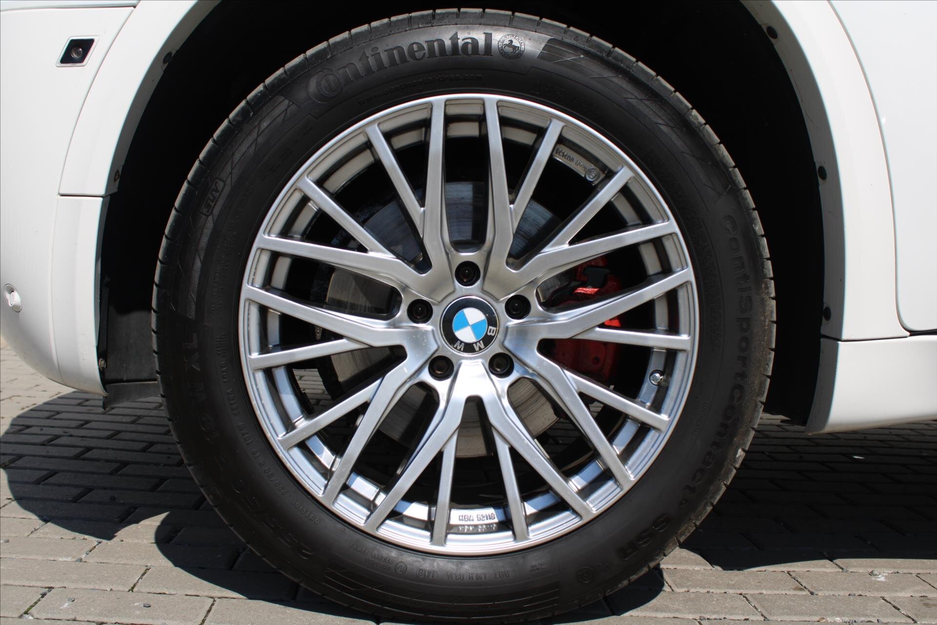 BMW X5 SUV 3,0 l 225 kw