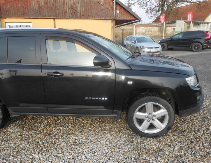 Jeep Compass 4