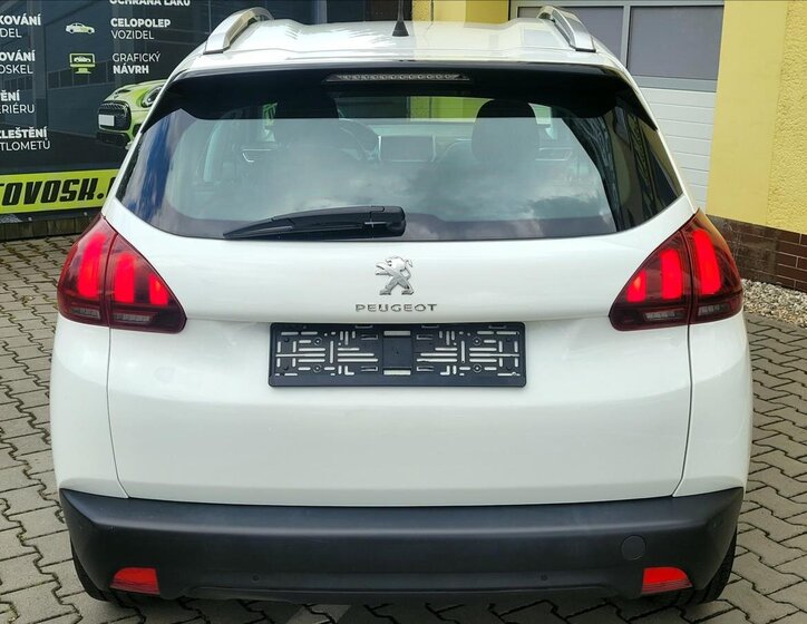 Peugeot 2008 SUV / Terénní 1,2 l 60 kw