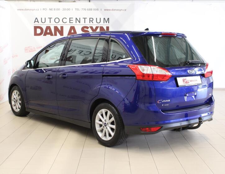 Ford Grand C-MAX 6
