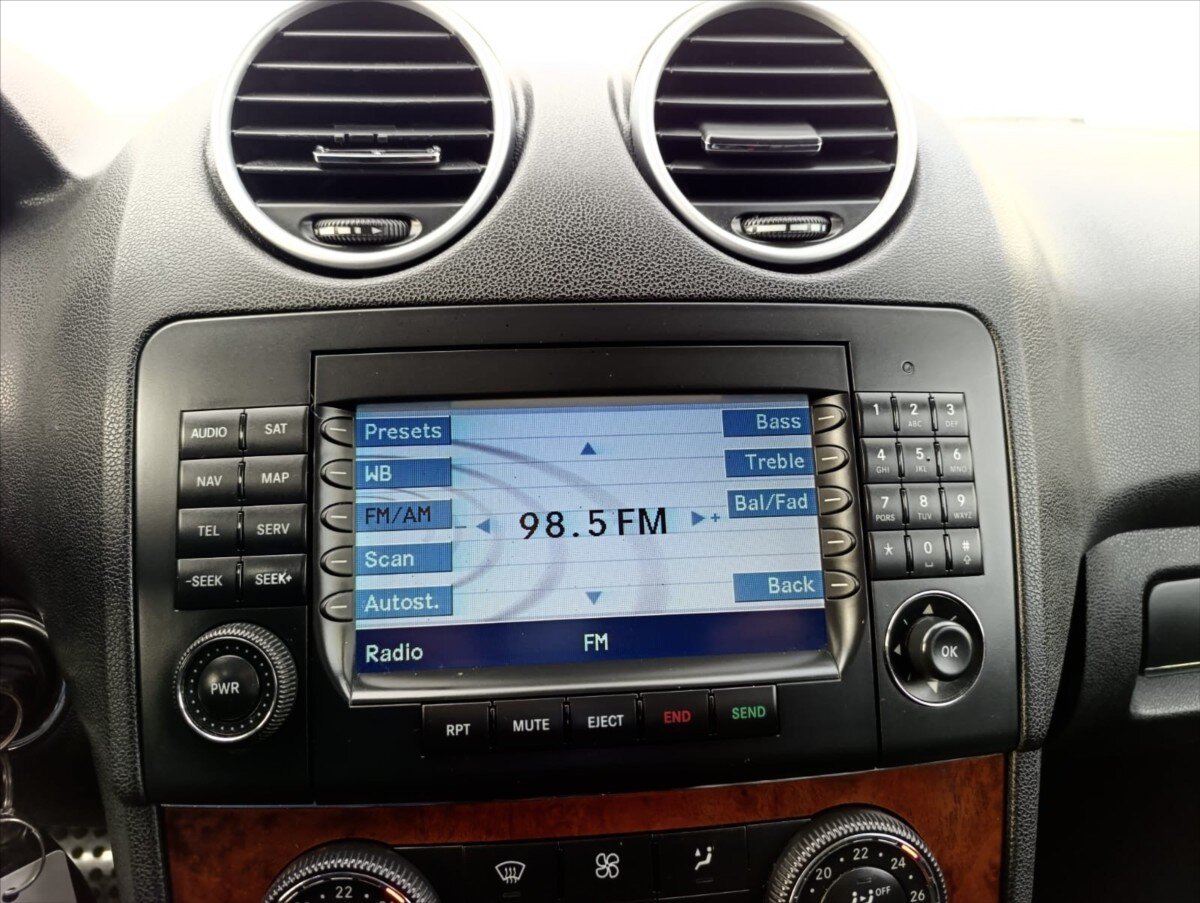 Mercedes-Benz Třídy M SUV / Terénní 3,0 l 165 kw