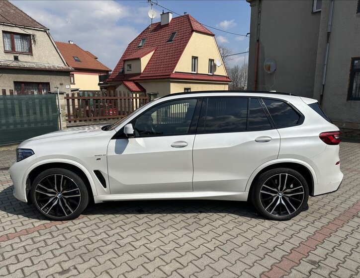 BMW X5 SUV / Terénní 3,0 l 195 kw
