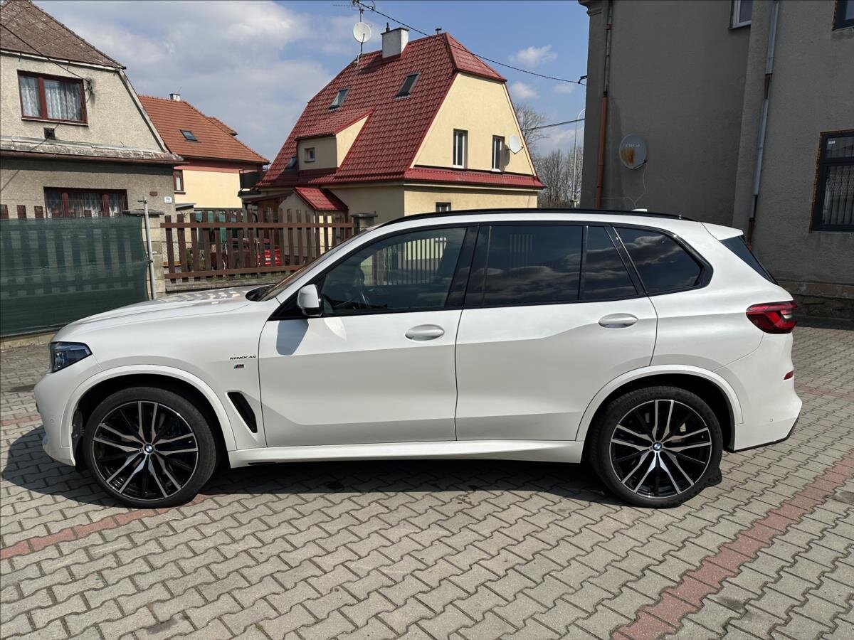BMW X5 SUV / Terénní 3,0 l 195 kw