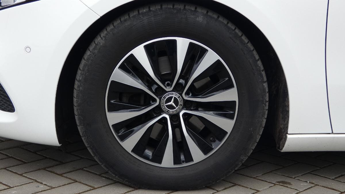 Mercedes-Benz Třídy A Sedan / Limuzína 2,0 l 85 kw