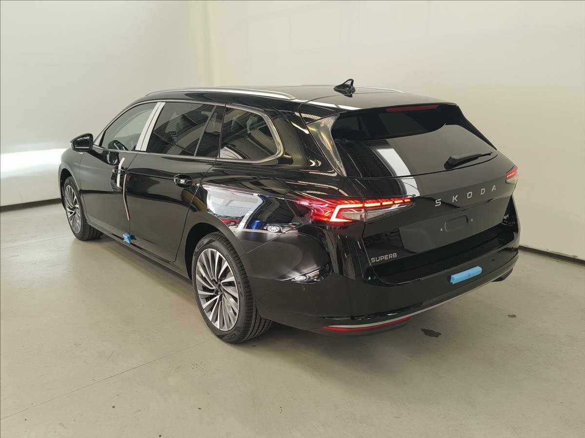 Škoda Superb Kombi 2,0 l 142 kw