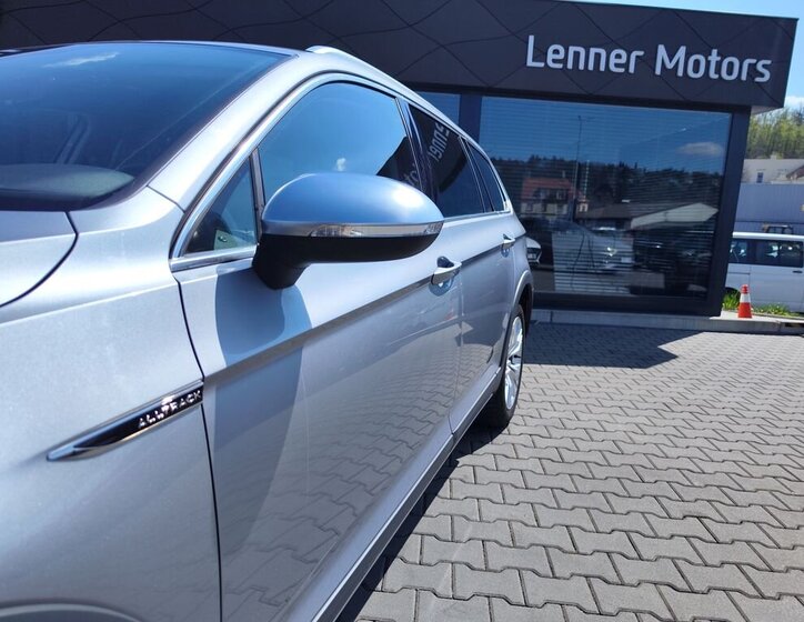 Volkswagen Passat Kombi 2,0 l 147 kw