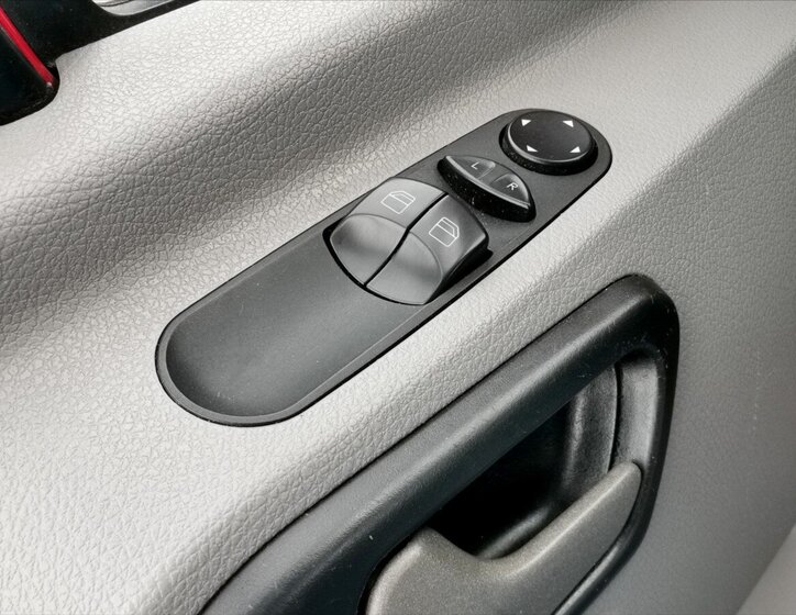 Mercedes-Benz Sprinter Skříň 2,1 l 95 kw