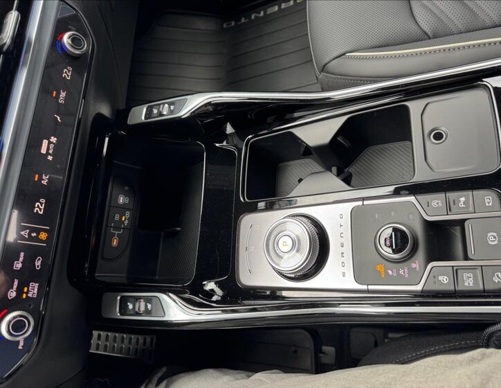 KIA Sorento SUV / Terénní 2,2 l 142 kw