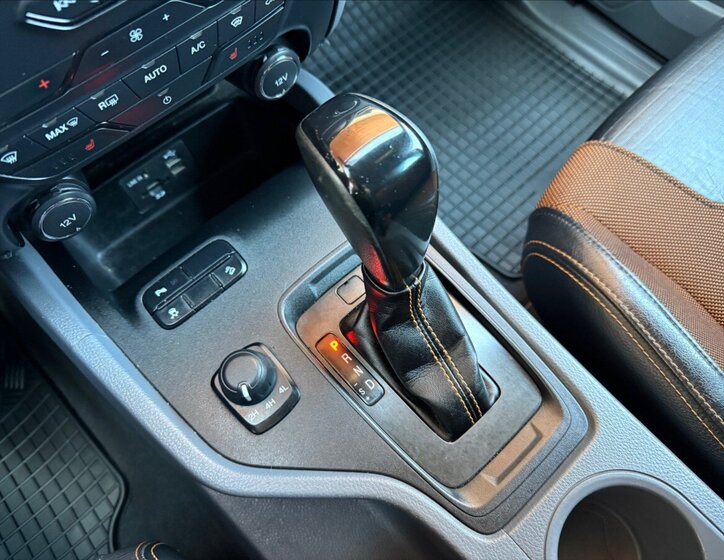 Ford Ranger Pick-up 3,2 l 147 kw