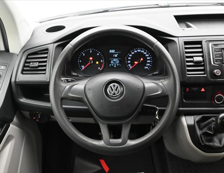 Volkswagen Transporter 16