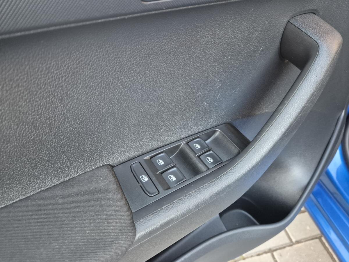 Škoda Fabia Hatchback 999,0 55 kw