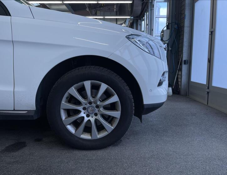 Mercedes-Benz Třídy M 22