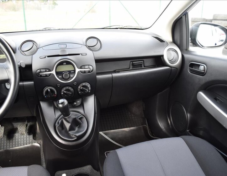 Mazda 2 Hatchback 1,3 l 55 kw