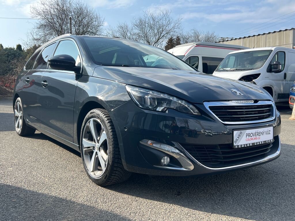 Peugeot 308 Kombi 1,2 l 96 kw