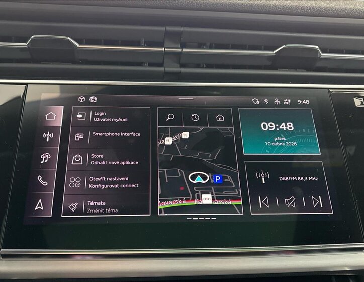 Audi Q8 SUV / Terénní 3,0 l 210 kw