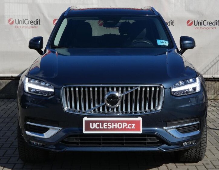 Volvo XC90 SUV / Terénní 2,0 l 173 kw