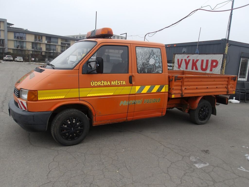 Volkswagen Transporter Ostatní 2,4 l 57 kw