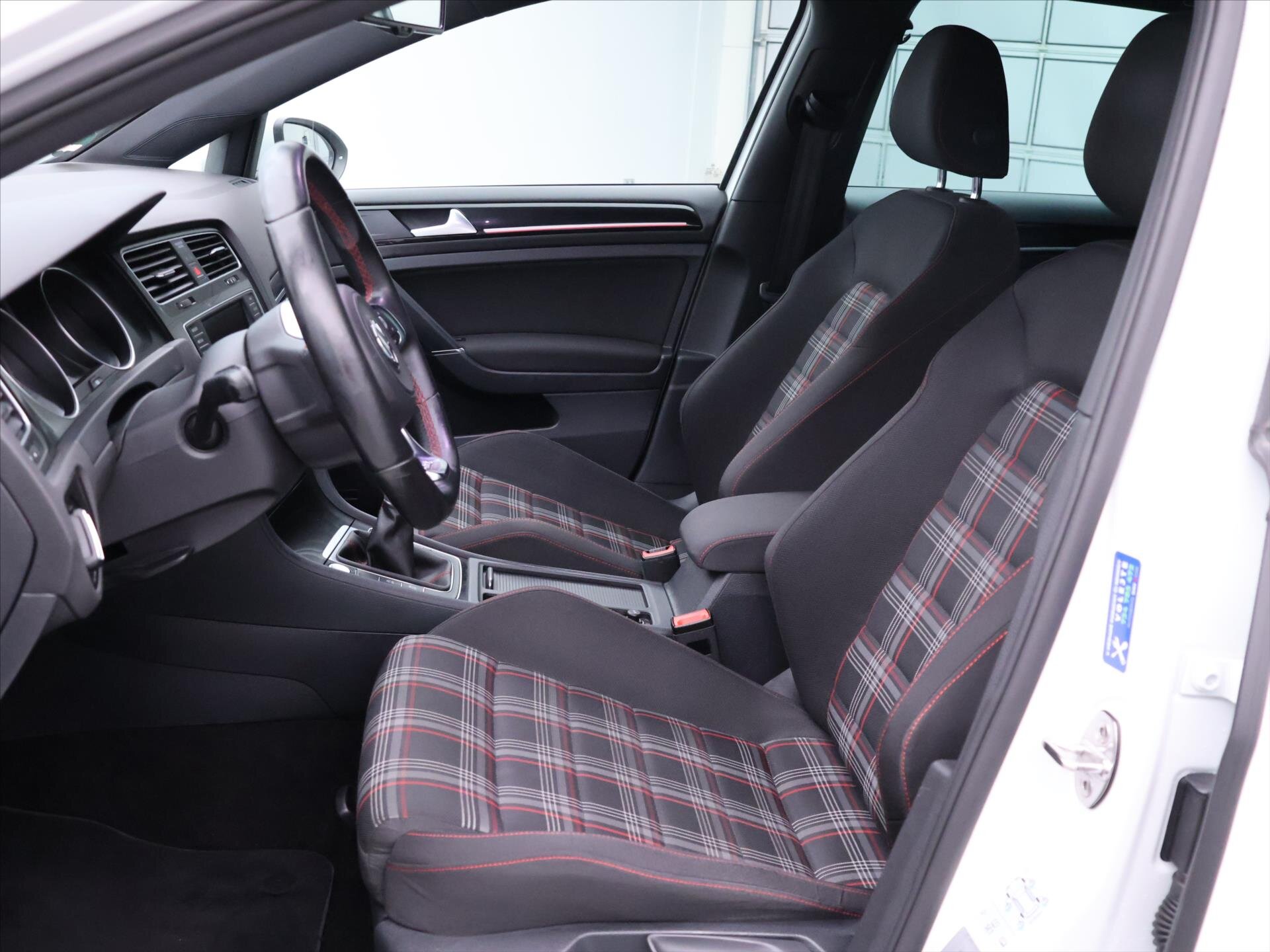 Volkswagen Golf Hatchback 2,0 l 169 kw