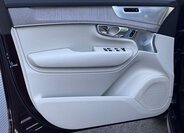 Volvo XC90 SUV / Terénní 2,0 l 184 kw