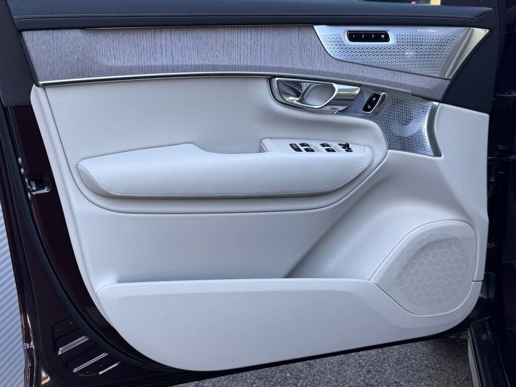 Volvo XC90 SUV / Terénní 2,0 l 184 kw