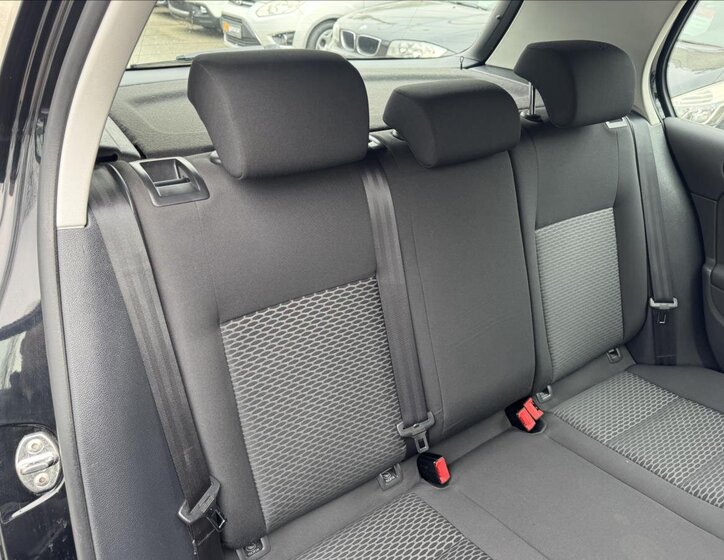 Volkswagen Golf Hatchback 1,6 l 77 kw