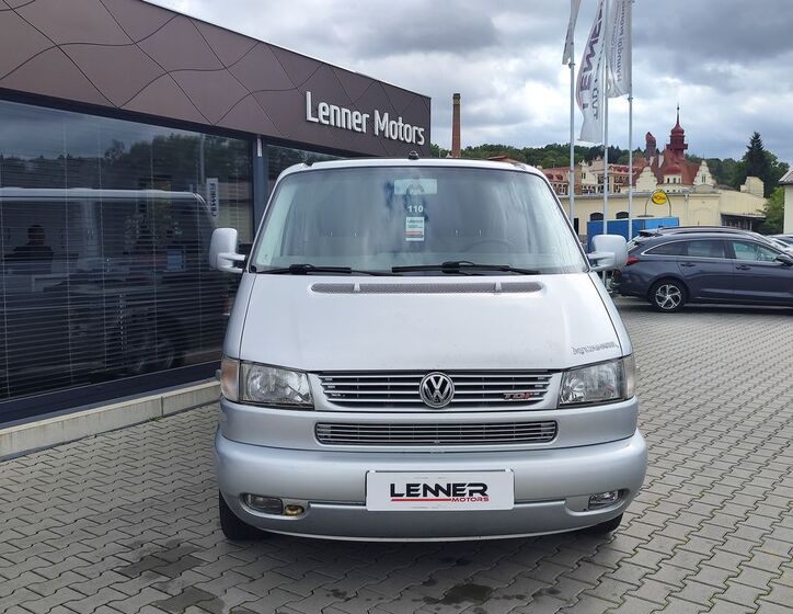 Volkswagen Multivan 2