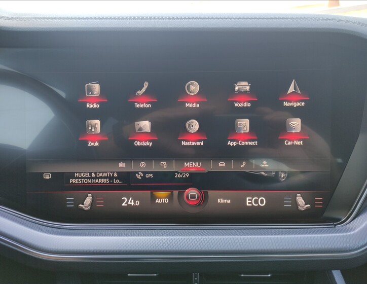 Volkswagen Touareg 13