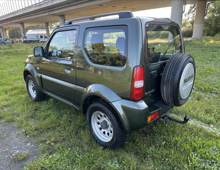 Suzuki Jimny 7