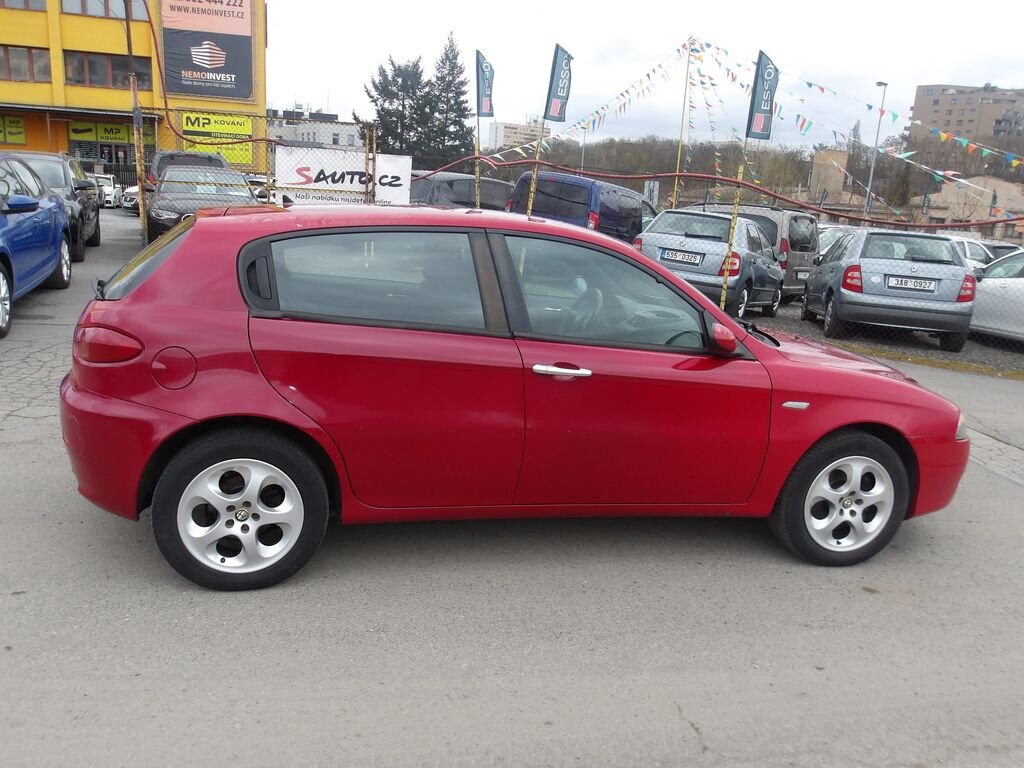 Alfa Romeo 147 Hatchback 1,6 l 77 kw