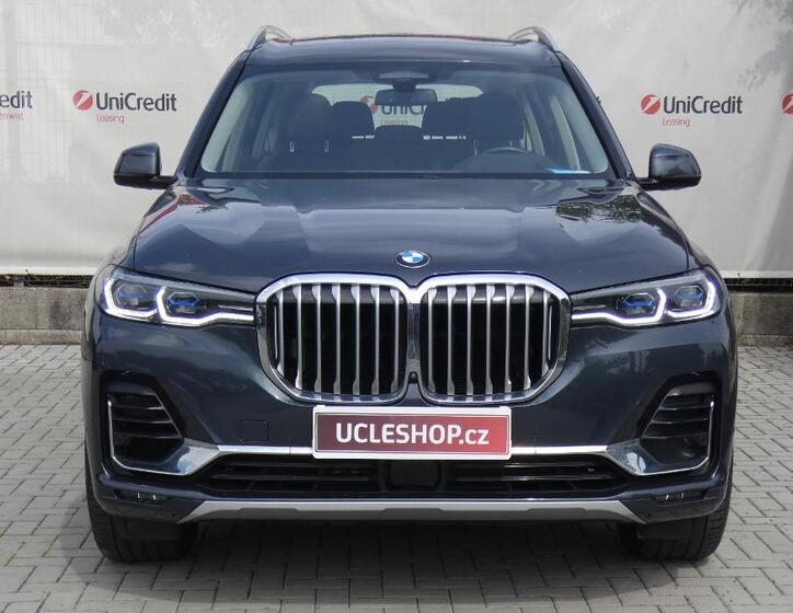 BMW X7 2