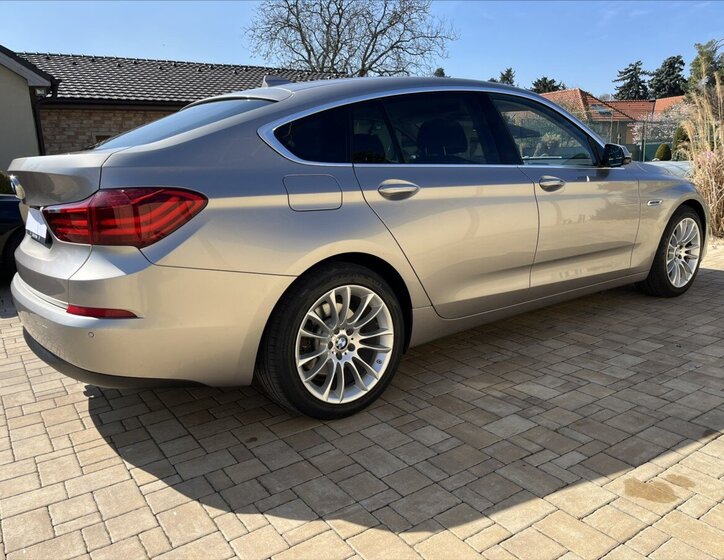 BMW Řada 5 Sedan / Limuzína 3,0 l 190 kw