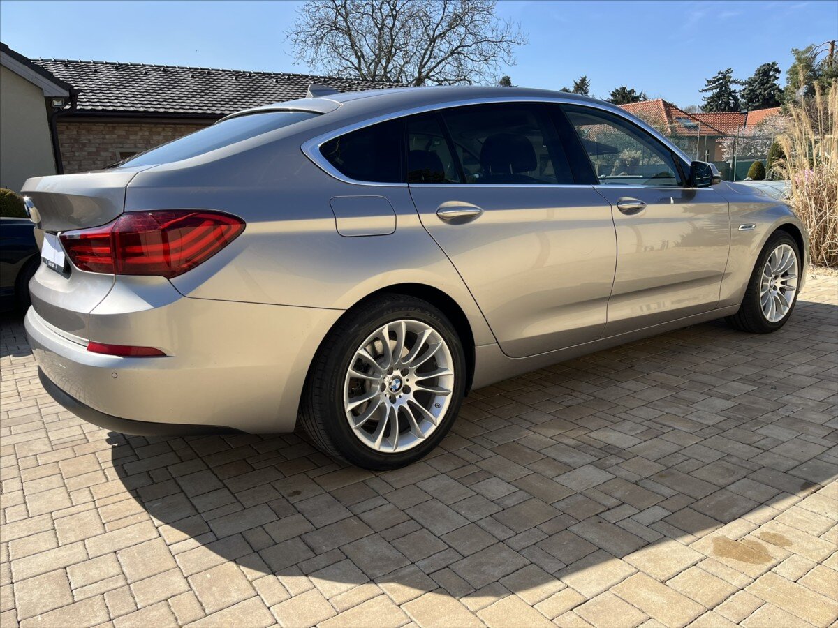 BMW Řada 5 Sedan / Limuzína 3,0 l 190 kw