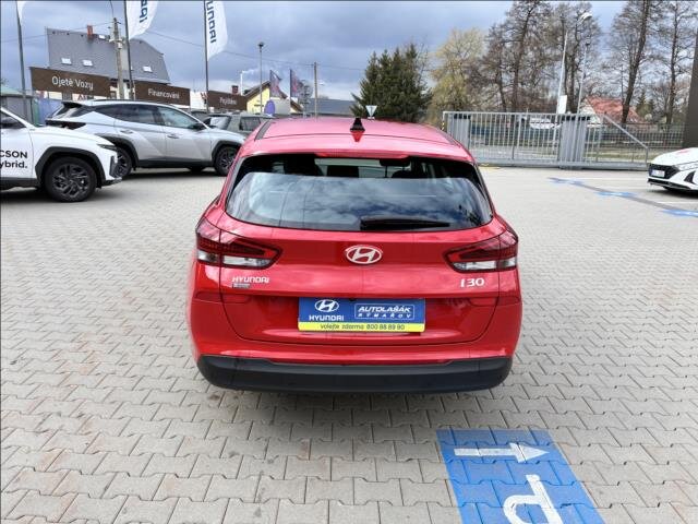 Hyundai i30 Kombi 1,5 l 70 kw
