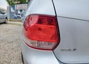 Volkswagen Golf Kombi 1,6 l 77 kw