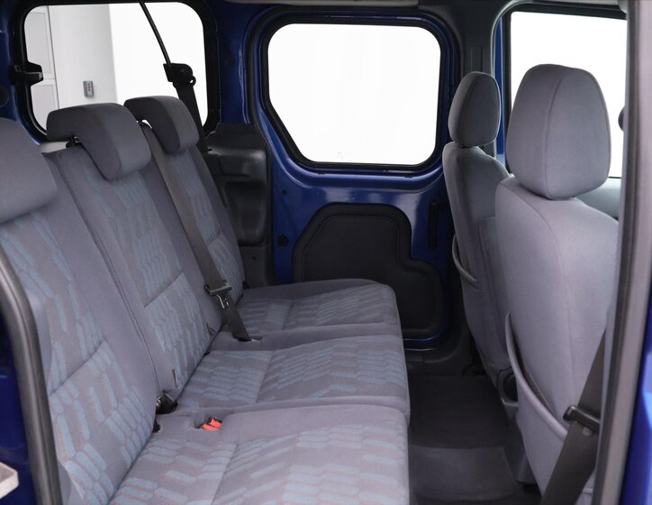 Ford Tourneo Connect MPV 1,8 l 81 kw