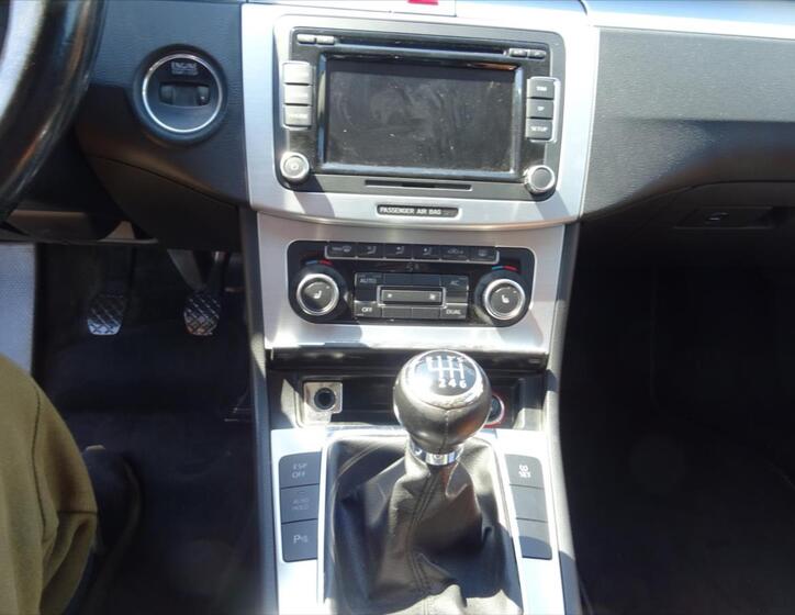 Volkswagen Passat CC 19