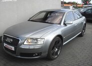 Audi A8 Sedan 4,2 l 257 kw
