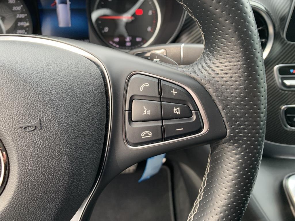 Mercedes-Benz Ostatní Ostatní 2,0 l 174 kw