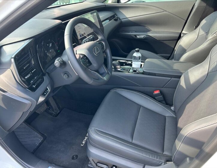 Lexus RX 350h SUV / Terénní 2,5 l 179 kw