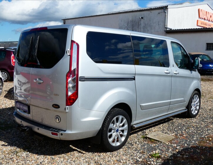Ford Transit Custom 4