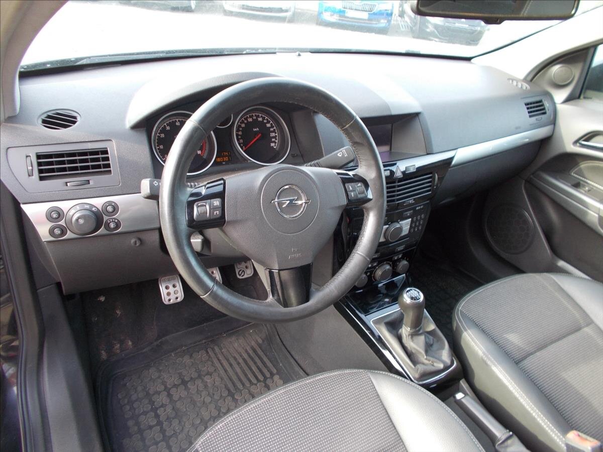 Opel Astra Kupé 1,6 l 132 kw